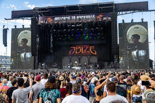 carousel-hero-element image-3